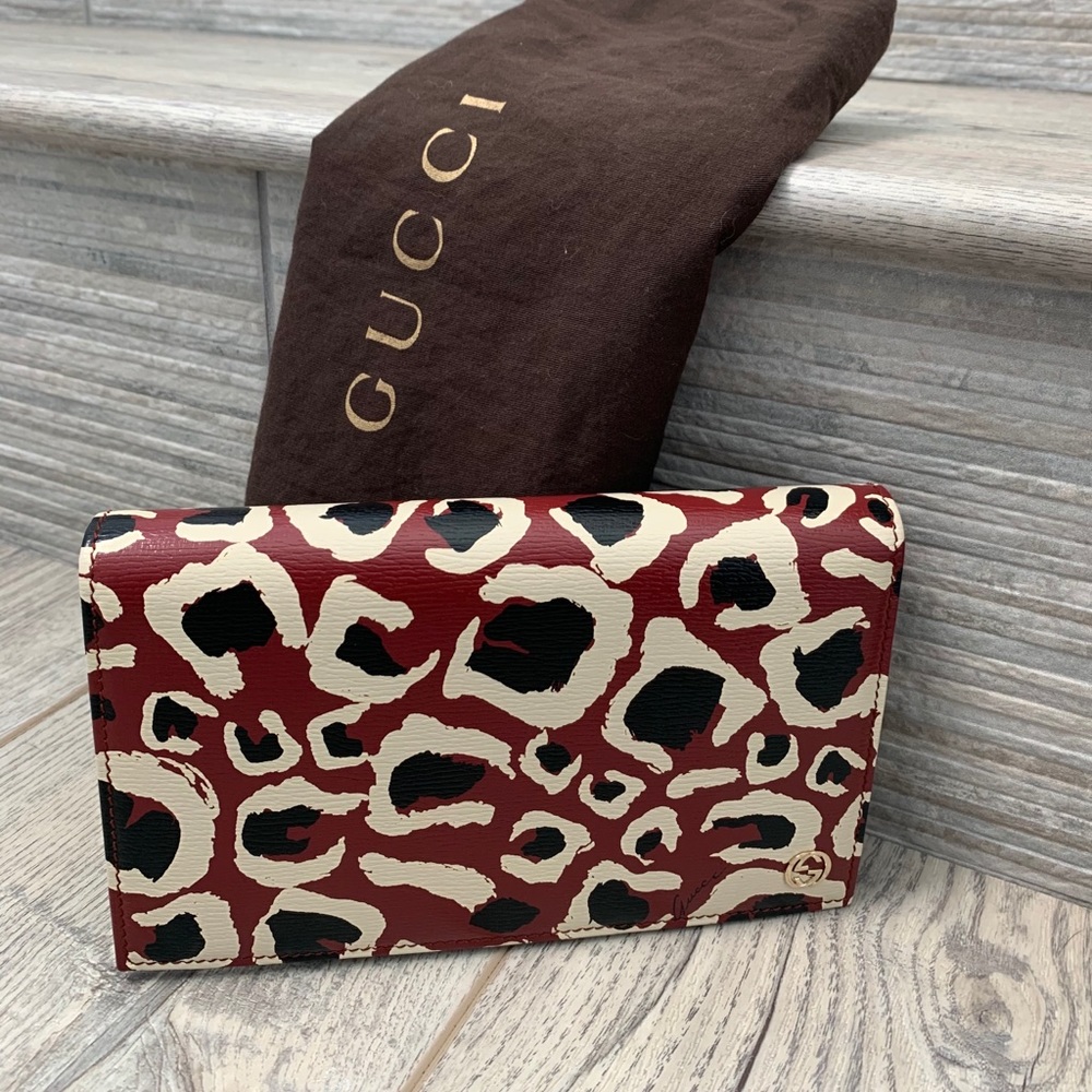 Gucci Leopard WOC
